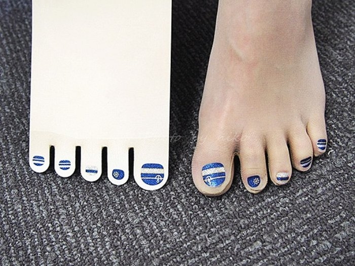 Japonya'da Tasarlanan Kendinden Ojeli Çoraplar Çok Sevildi 10