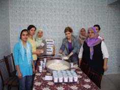 AKP Bağarası Kadın Kolları’ndan kermes