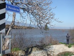 Nehir yatağı kayboldu, müjde Denizden geldi