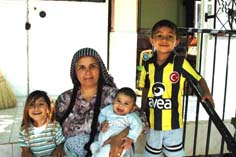 Talihsiz çocukların dramı yürekleri dağlıyor