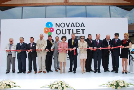 Novada Outlet Söke açılışı yapıldı