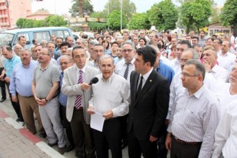 Aydın CHP gözaltıları protesto etti