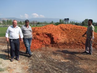 Besici yem açığına çare buldu