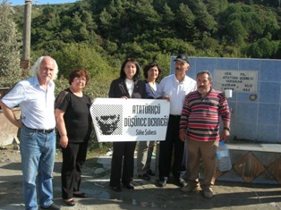 Söke-Ağaçlı yolu üzerindeki Atatürk Çeşmesi yeniden akmaya başladı