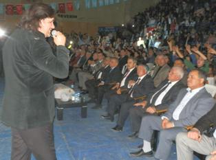 Ahmet Şafak konser verdi