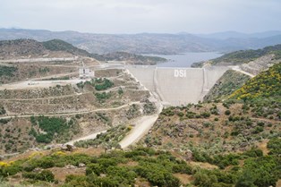 Barajlarda su seviyesi azalırken, göletlerde daha çok su kaldı