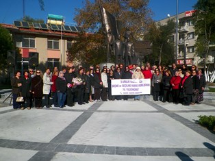 Türk Kadını Seçme ve Seçilme Hakkının yıldönümünü kutluyor