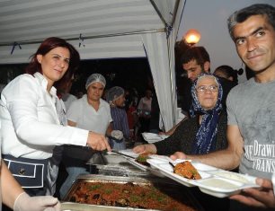 AYBA ve Söke Belediyesinden iftar çadırı