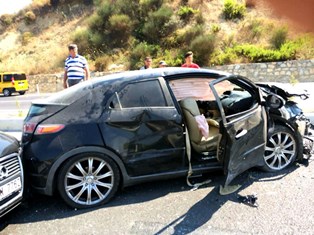 Arife günü meydana gelen kazada 6 kişi yaralandı