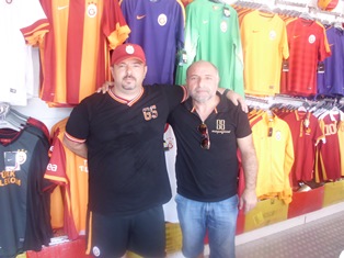 Galatasaray Store, Sökede stand açtı