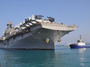 ABD askeri gemisi Kuşadası’nda