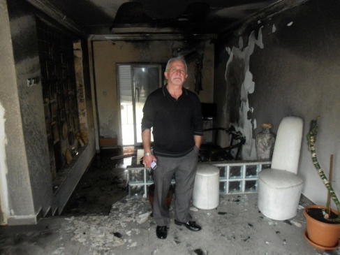 Diş hekiminin iş yeri molotofla ateşe verildi