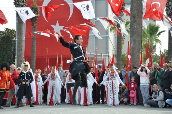 Kuşadası’nda Cumhuriyet Bayramı Kutlamaları