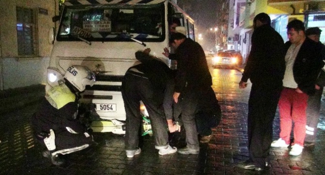 Efeler’de trafik kazası: 2 yaralı