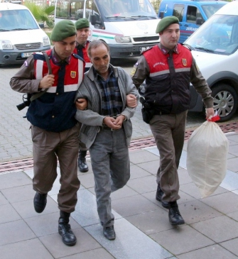 Nazilli'de 3 kilo 270 gram esrar ele geçirildi