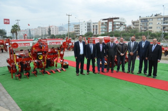 Aydın ve Söke'ye yeni anıza ekim makinesi alındı