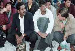 KUŞADASI'NDA 21 MÜLTECİ