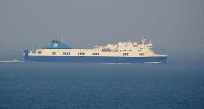 Yunanistan açıklarında feribotta yangın çıktı