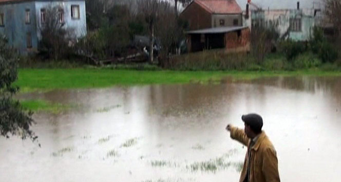 Sağanak yağış Söke'de bir köyü felakete sürüklüyordu