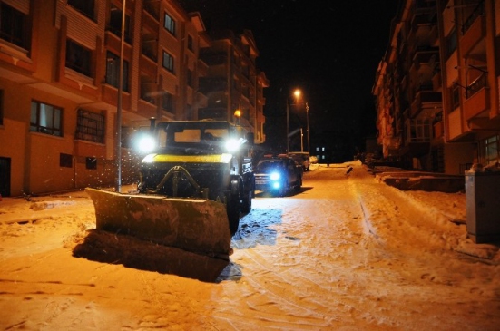 Aydın Büyükşehir Belediyesi kar ve buzlanmaya hazır