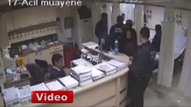 Acil serviste bıçaklı saldırı