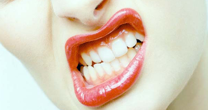Toplumun yüzde 70’i dişlerini sıkıyor