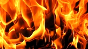 Aydın'da ev yangını: 1 ölü, 1 yaralı