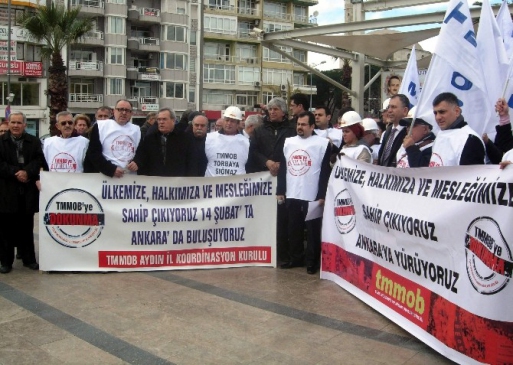 Aydın'da mimar ve mühendislerden torba yasa protestosu