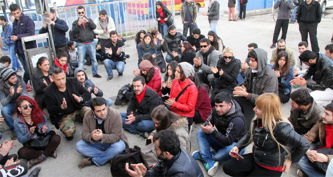 Özgecan'ın arkadaşları o durakta ‘idam’ istedi