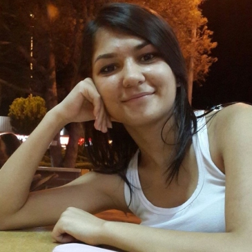 Didimli Önal ailesi kayıp kızları Gözde'yi arıyor