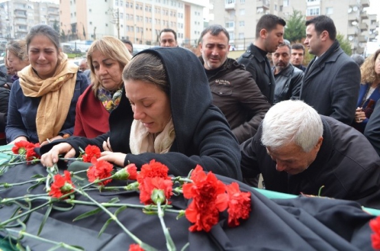 Son yolculuğuna uğurlandı