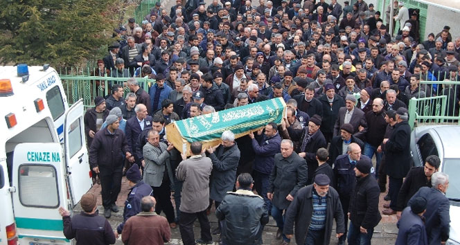 Polis memuru Ateş, toprağa verildi