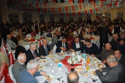 Didim CHP'de partililer yemekte biraraya geldi