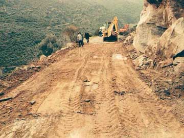 ASKİ, Söke Güneyyaka  mahallesi yolunu açtı