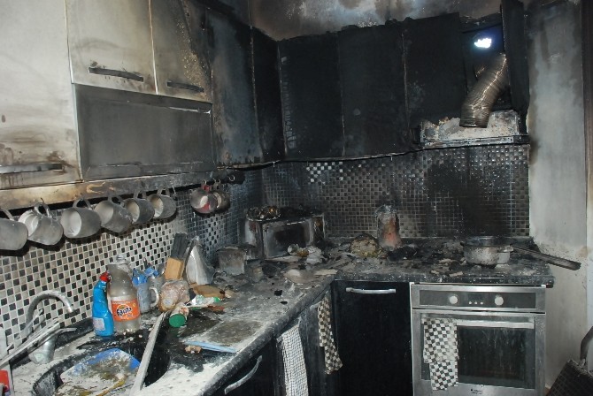 Didim'de yangından etkilenen İngiliz vatandaş son anda kurtarıldı