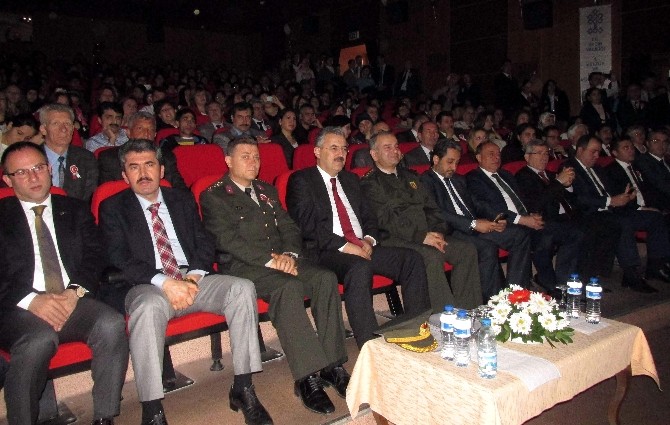 İstiklal Marşı'nın 94. kabul yıl dönümü Aydın'da kutlandı