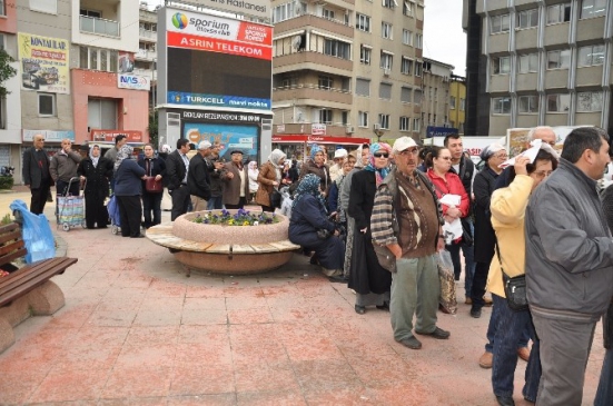 Nazilli'de Yazıcıoğlu hayrına lokma döktürülüp mevlit okutuldu