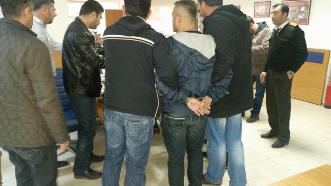 Kuşadası'nda sahte vekalet operasyonu