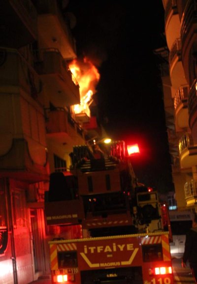 Aydın'da ev yangını