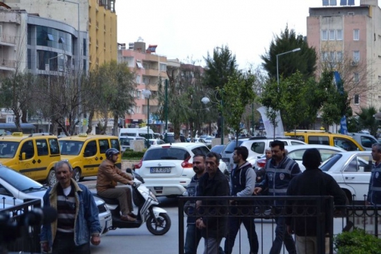 Kuşadası'nda yakalanan İranlı uyuşturucu baronu tutuklandı