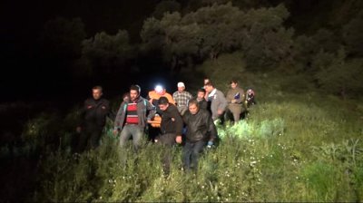 Zeytin ağacı budayan yaşlı adam uçuruma yuvarlandı