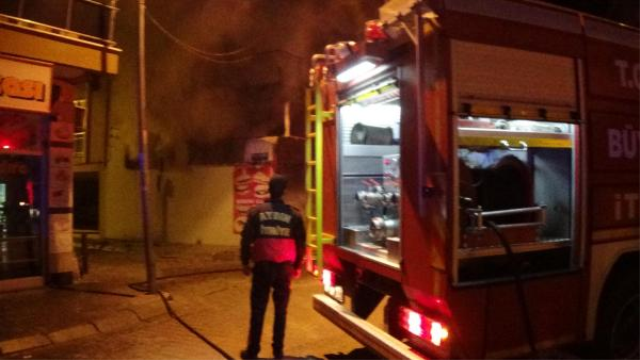 İşyerinde patlayan tüpler ortalığı savaş alanına çevirdi