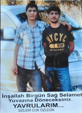 5 yıldır aradığı iki oğlunu bulanı ödüllendirecek