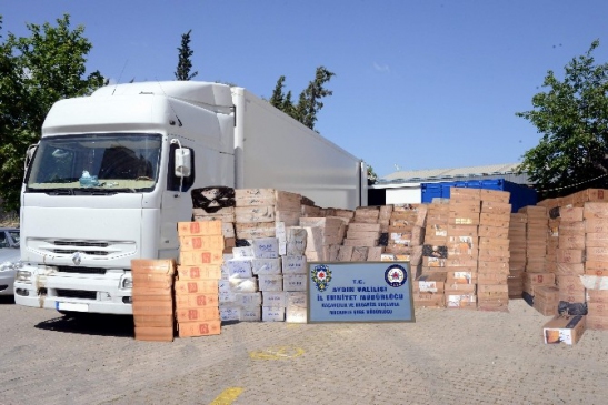 Aydın'da 3 milyon Tl değerinde kaçak sigara yakalandı