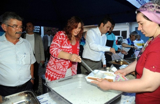 Başkan Çerçioğlu iftarda Yavuzköylülerin konuğu oldu