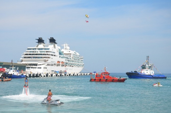 Kuşadası'nda Denizcilik ve Kabotaj Bayramı kutlanıyor