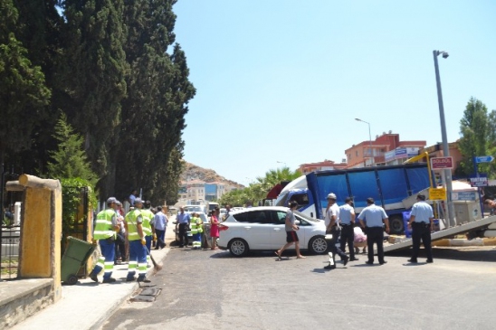 Kuşadası'ndaki kazada ağır yaralanan müteahhit hayatını kaybetti