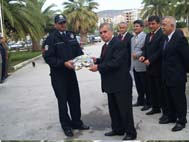 Polisler ödüllendirildi