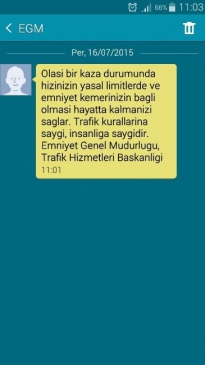 Emniyet'ten mesajlı trafik uyarısı