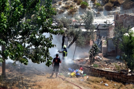 Söke'de ev yangını korkuttu